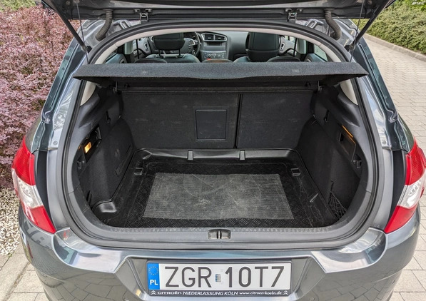 Citroen C4 cena 26000 przebieg: 231000, rok produkcji 2010 z Szczecin małe 232